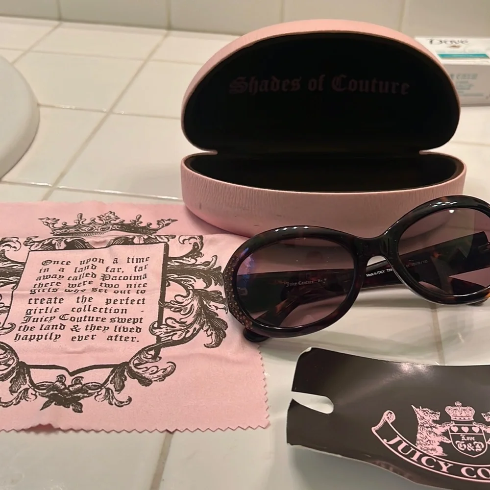 Shades of Couture sunglasses - Picture 1 of 6